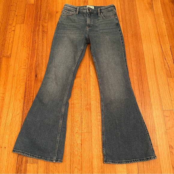 Abercrombie & Fitch High Rise Vintage Flare Jean Size 28 (j5) - Picture 1 of 12